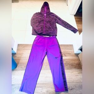 Unisex Nike Therma-Fit track suit and pants. Size L.